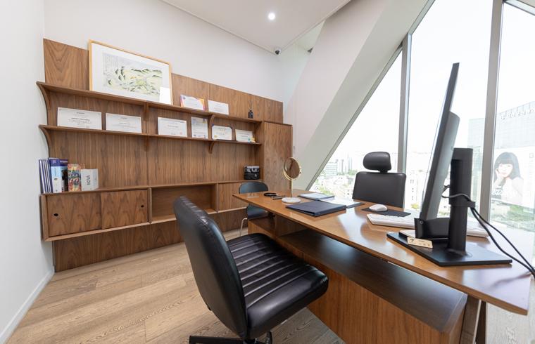 VandS Hair Clinic_image_4