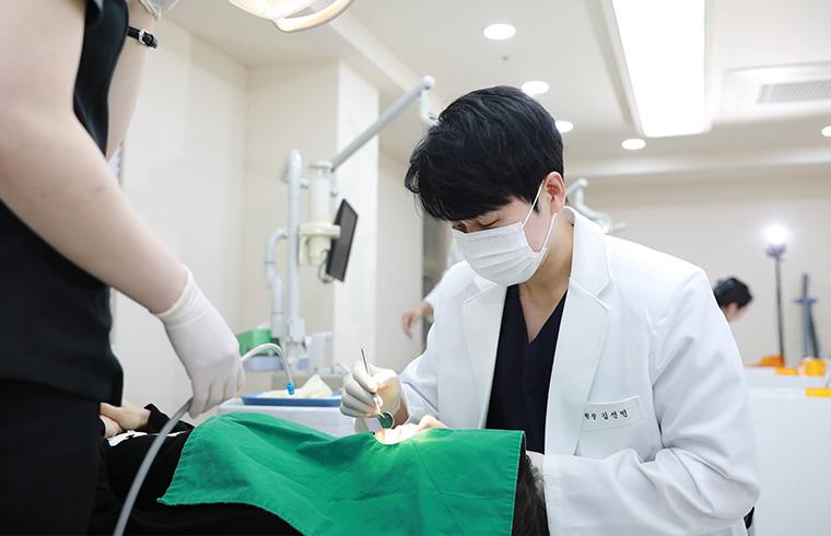 Ceramic Dental Clinic_image_5